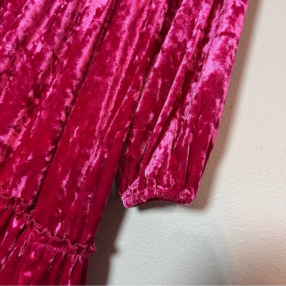 Jodifl Crushed Velvet Mini Dress Size Small Pink Long Sleeve V-Neck NWT - Picture 6 of 13